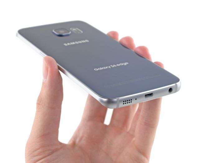 Samsung принесли обновление для Galaxy S6