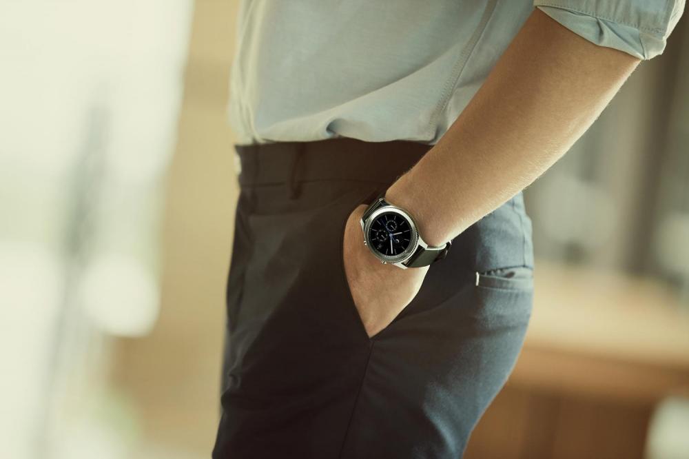 Samsung демонстрирует умные часы Gear S3