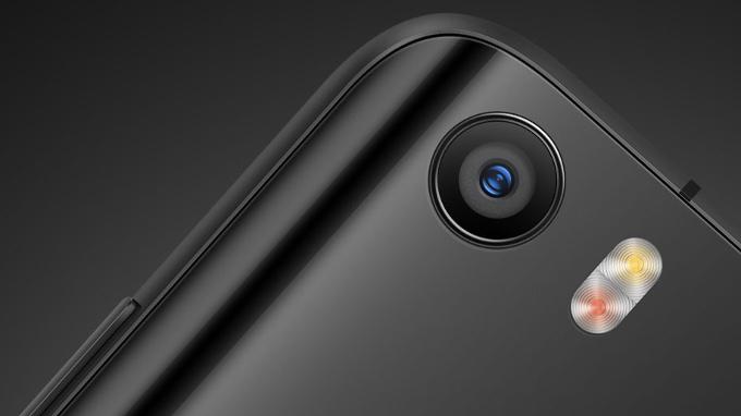 Оптическая стабилизация Xiaomi Mi 5 и iPhone 6 в сравнении
