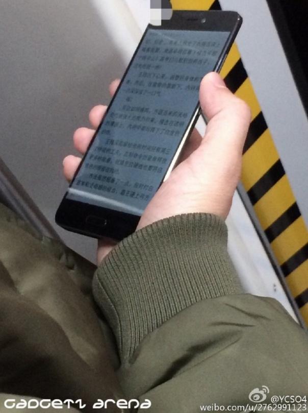 Xiaomi Mi 5 в чёрном, живые фото