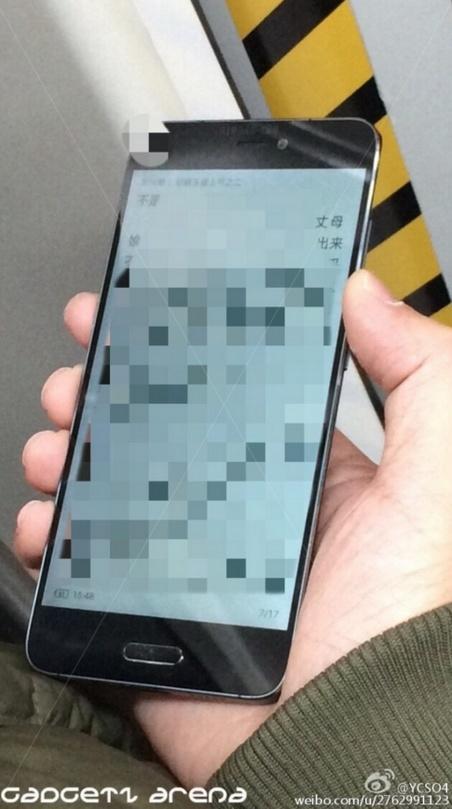 Xiaomi Mi 5 в чёрном, живые фото