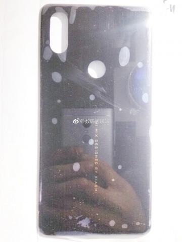 Xiaomi Mi Mix 3 может оказаться не таким, каким его ждали