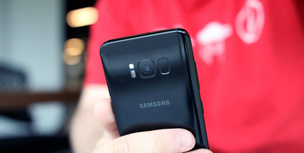 Samsung снова не успела: новый сканер отпечатков пальцев для Galaxy Note 8 не готов