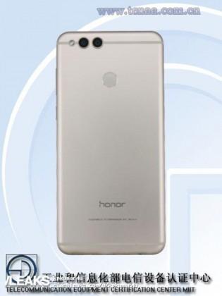 Honor 7X появился в Geekbench до релиза