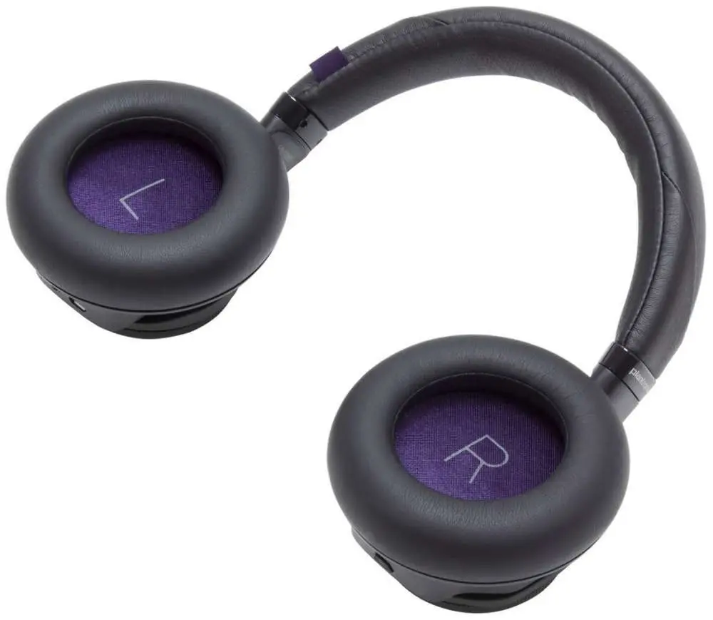 Plantronics BackBeat Pro: расширенные возможности премиальной гарнитуры