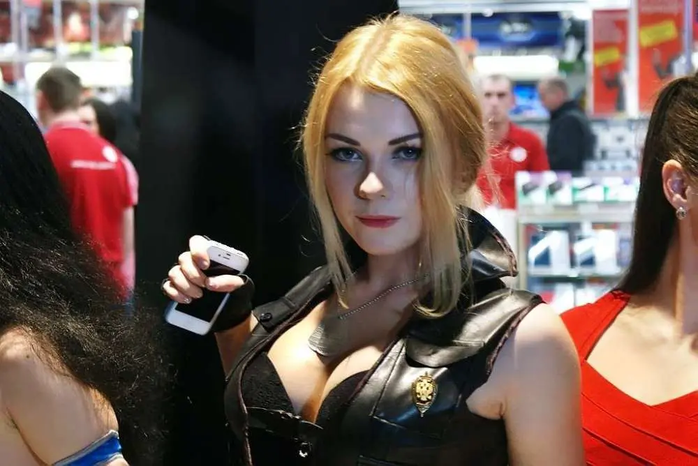 Предрелизный старт продаж Mortal Kombat X в М-Видео