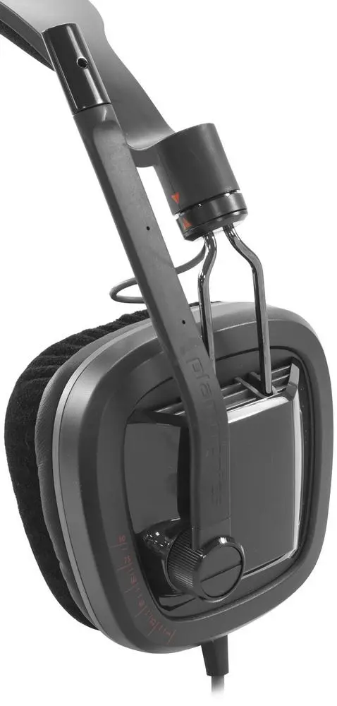 Гарнитура Plantronics GameCom 388: превосходство геймера
