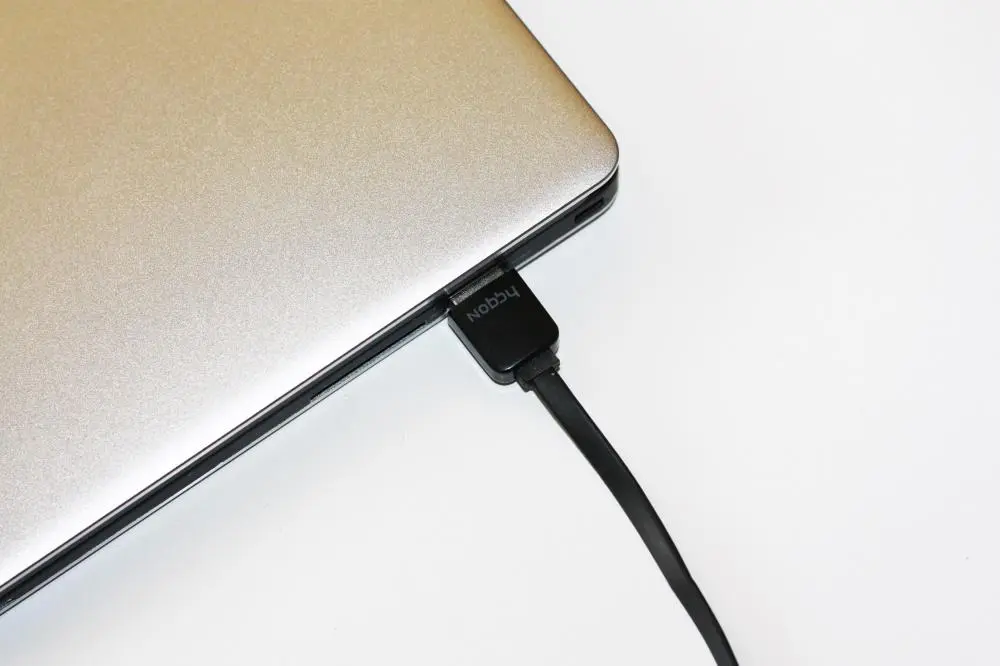 Универсальный кабель USB-MicroUSB от Nobby - вставляй любой стороной