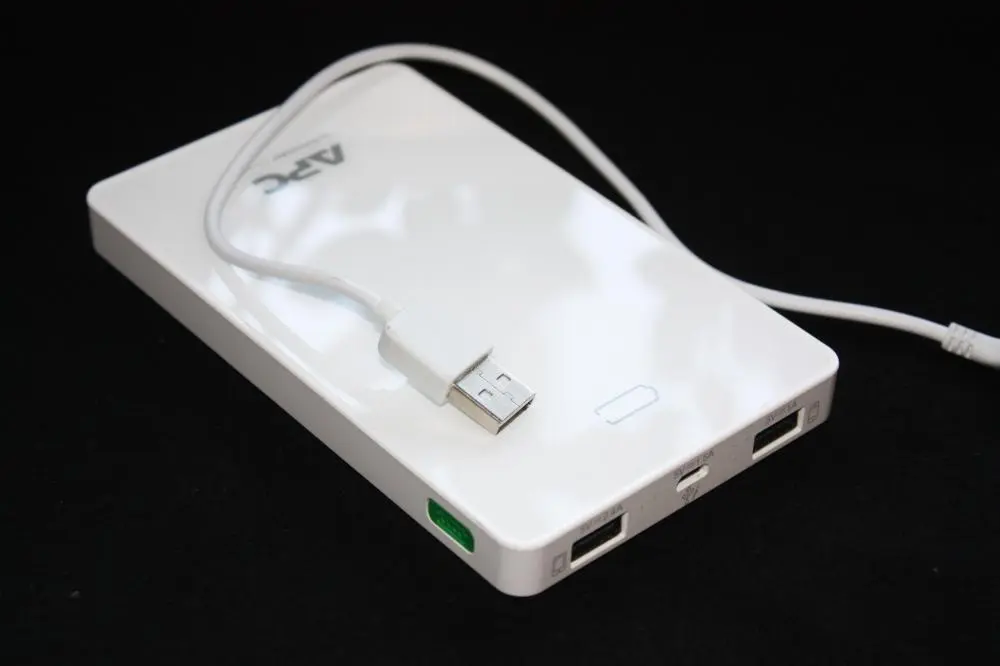 Обзор Power Bank APC от Scheider Electric
