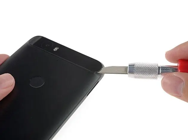 iFixit дали Nexus 6P 2 балла из 10 за починку