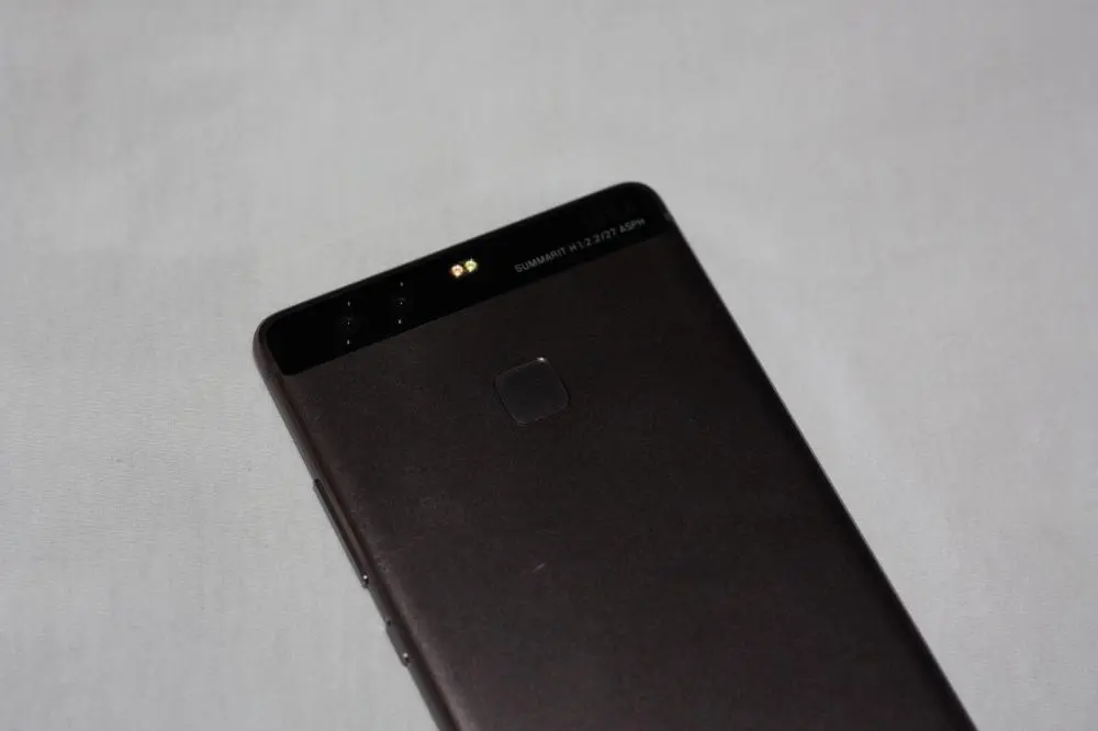 Huawei P9 - плавный фаблет от китайской компании