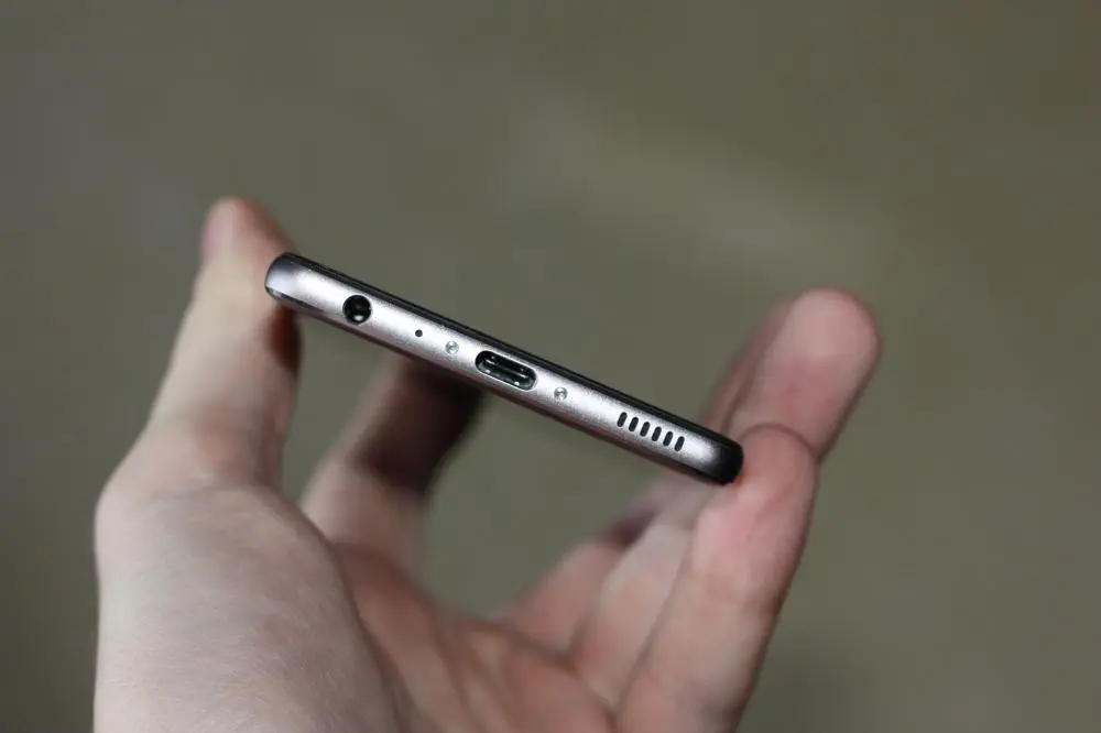 Huawei P9 - плавный фаблет от китайской компании