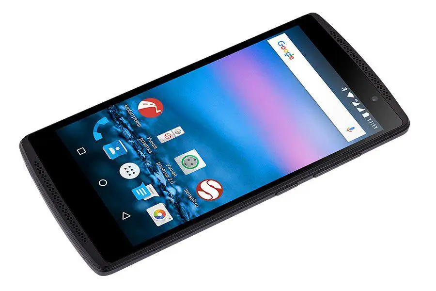 Senseit A200 – отечественный смартфон за 6 490 рублей