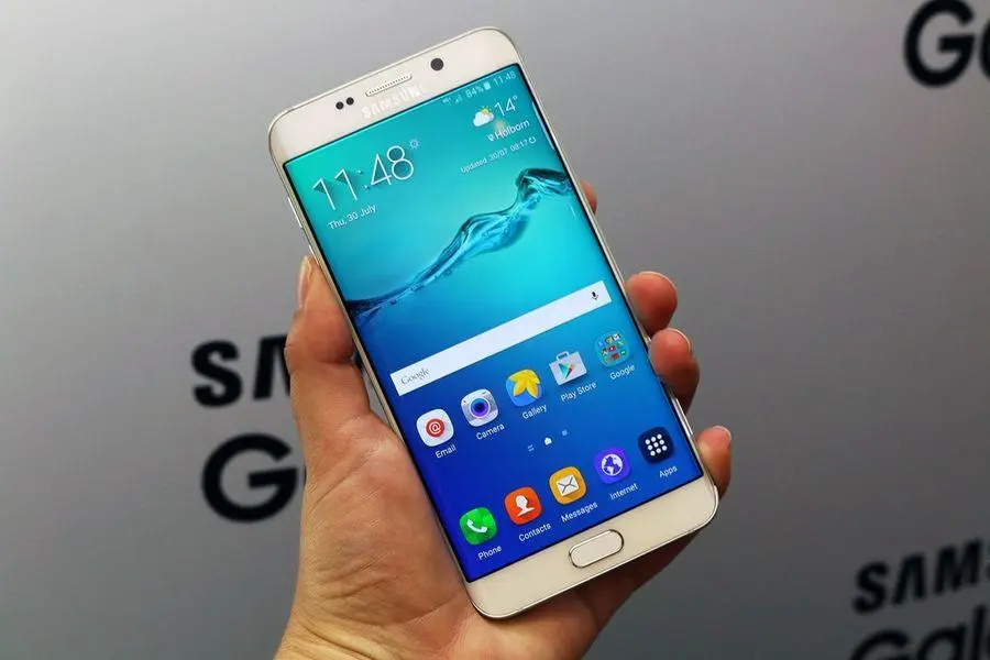 Утекла прошивка с Android Nougat для Galaxy S7