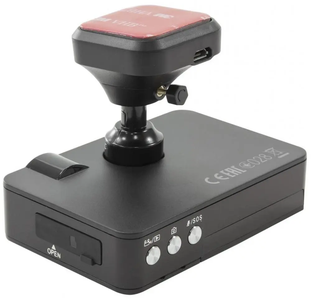 На магнитном креплении: видеорегистратор Prestigio RoadRunner 506 GPS