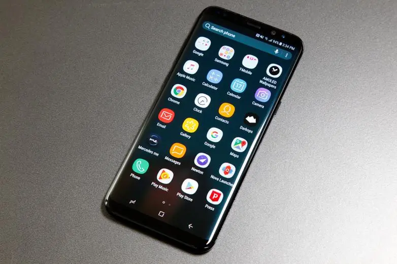 Samsung Galaxy S9 уменьшат по сравнению с Galaxy S8