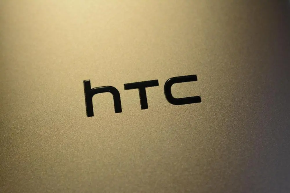 HTC задумалась над дизайном - долой однотипные смартфоны!