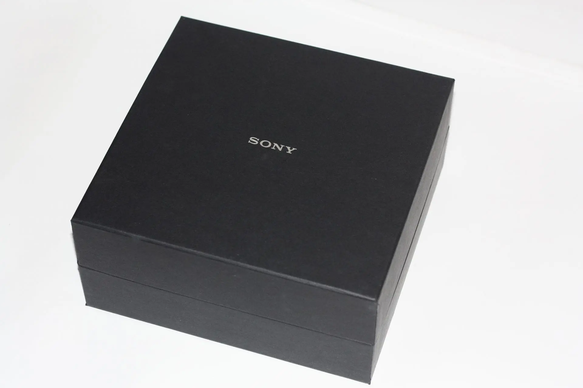 Отзыв об использовании беспроводных наушников Sony MDR-1ABT
