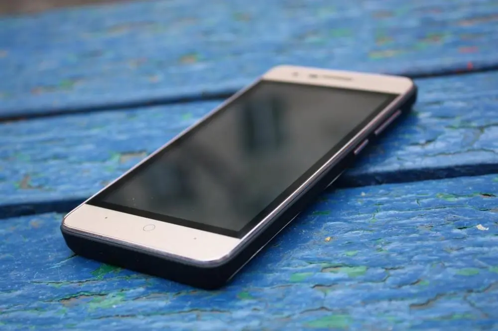 Обзор не дорого смартфона Micromax Q3551