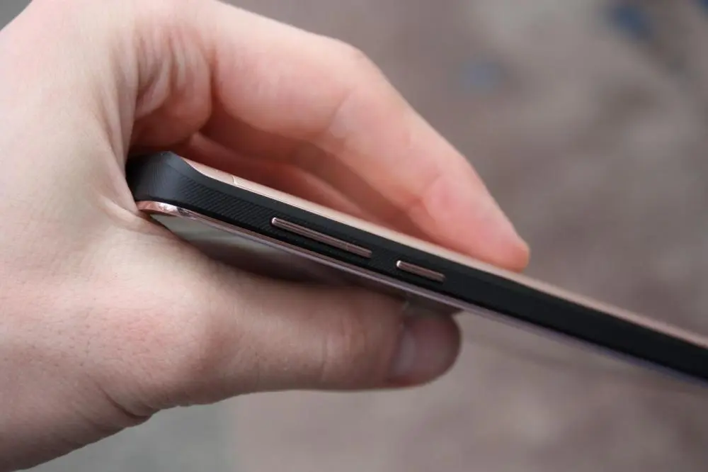 Обзор не дорого смартфона Micromax Q3551