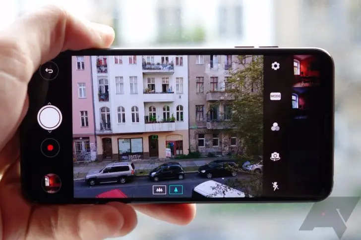 Камеру LG V30 портировали на LG G6