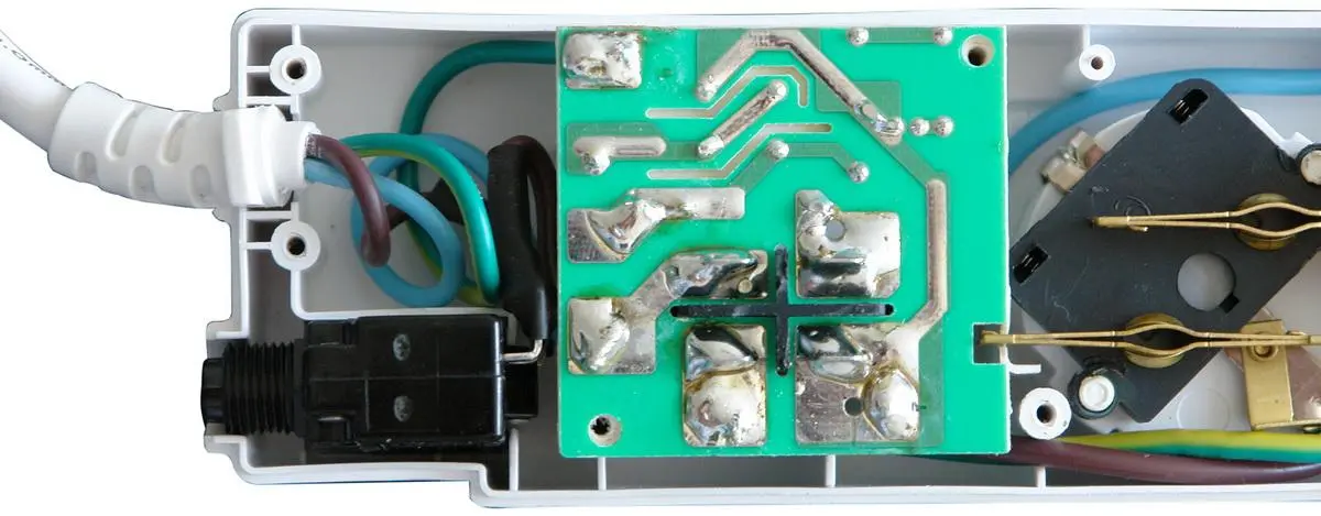 Обзор сетевых фильтров APC by Schneider Electric: АРС Р43-RS, АРС PM5U-RS, 
