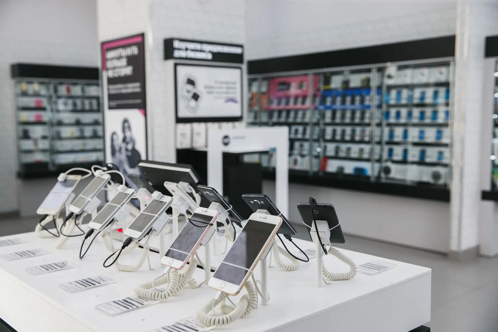 ТОП-10 самых популярных смартфонов в Москве по версии Tele2