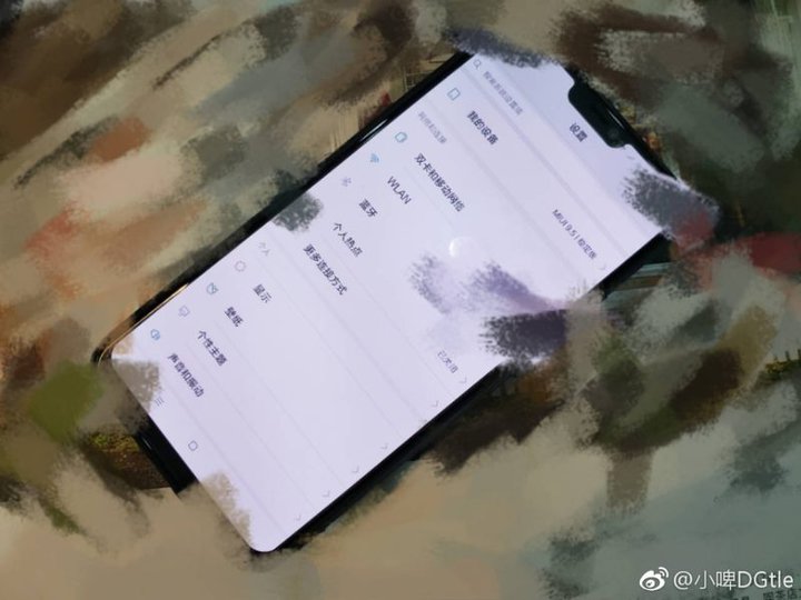 Xiaomi Mi 7 блистает на живых фото и рендерах