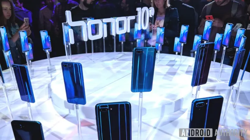 Huawei обгоняет по продажам сама себя в рамках бренда и суббренда в Китае