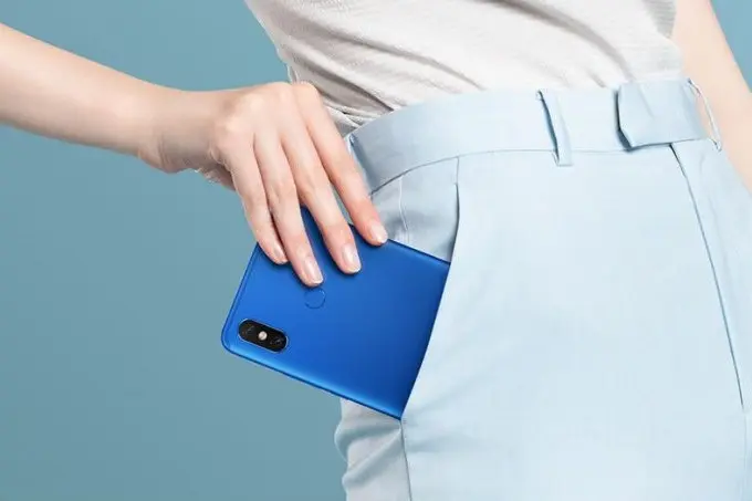 Никакого Xiaomi Mi Max 3 Pro не существует и не запланировано