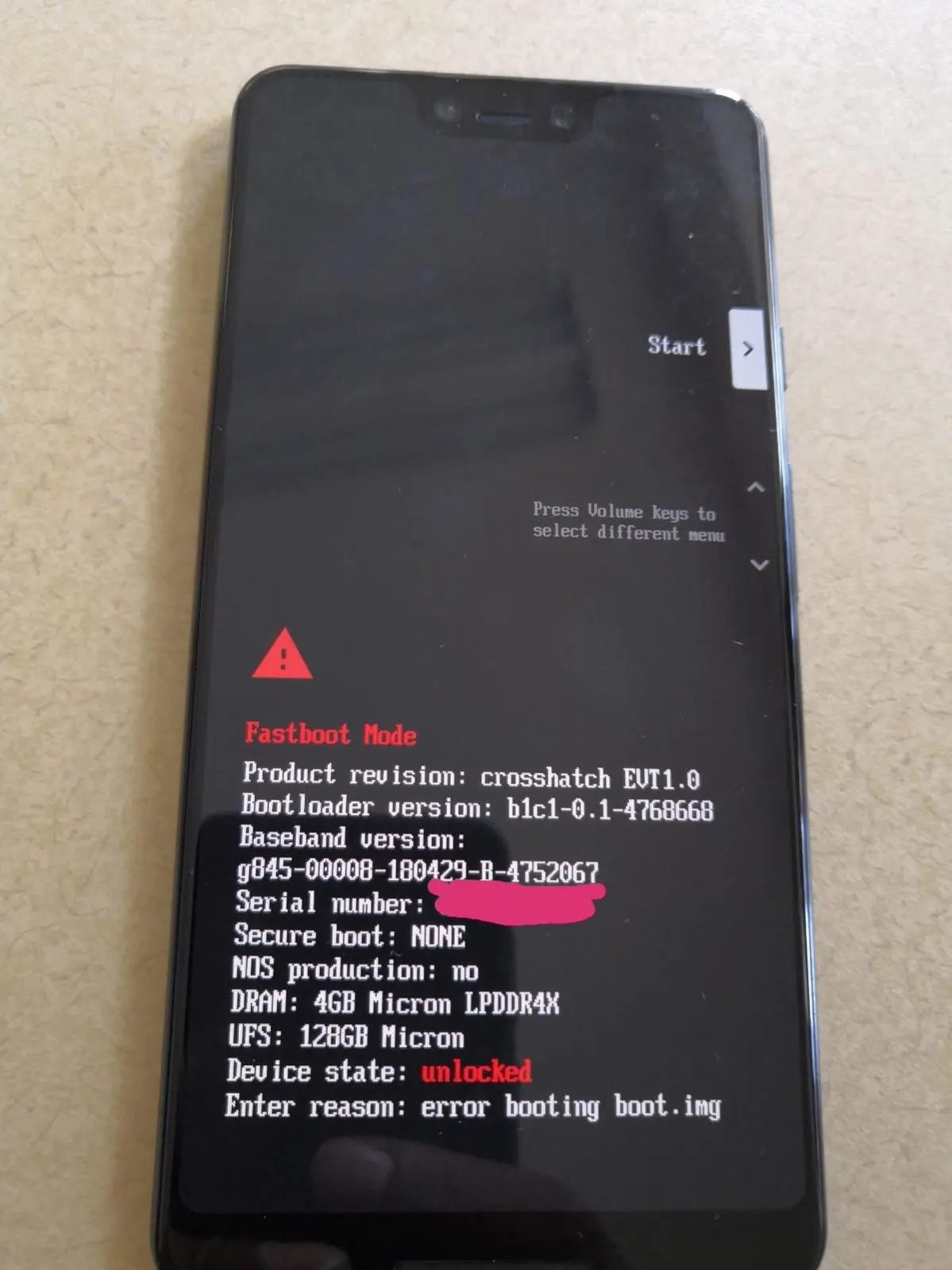 Google Pixel 3, Pixel 3 XL: живые фото и крупицы данных