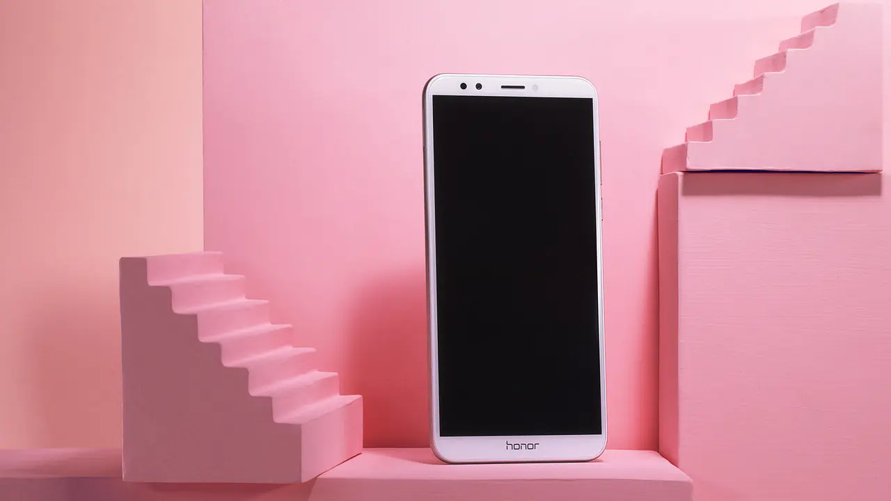 Honor 7C Pro — смартфон, который можно будет купить только через Aliexpress