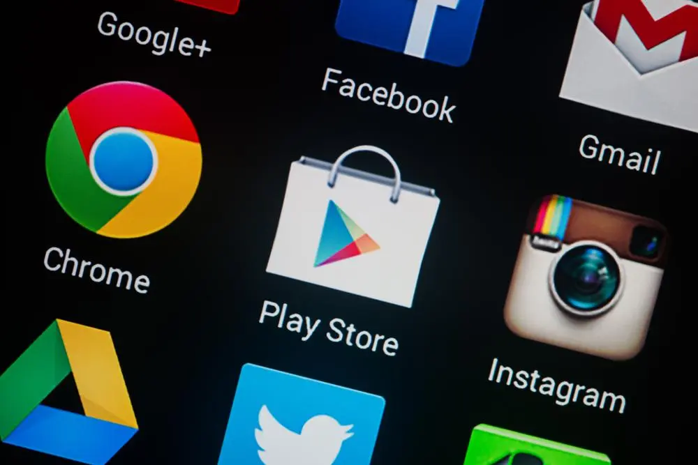 Google Play Store 9.4.18 уже доступен для ручной установки