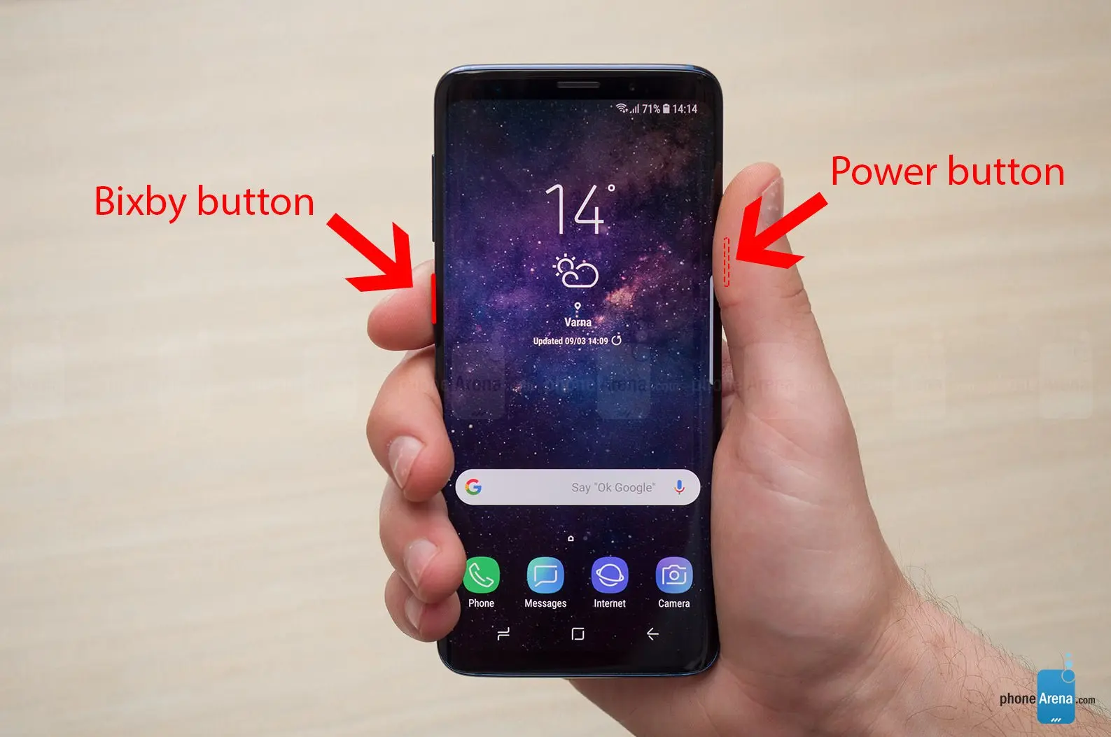 Samsung всячески старается навязать использование Bixby — довольны не все