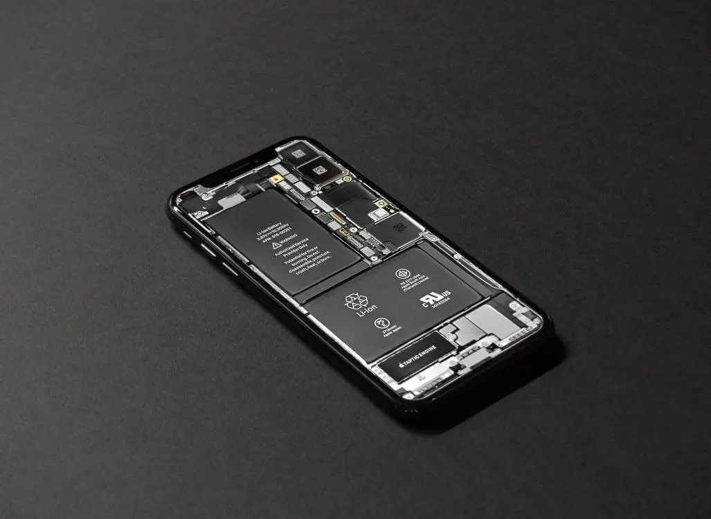 ТОП 5 сервисных центров по ремонту iPhone в Харькове