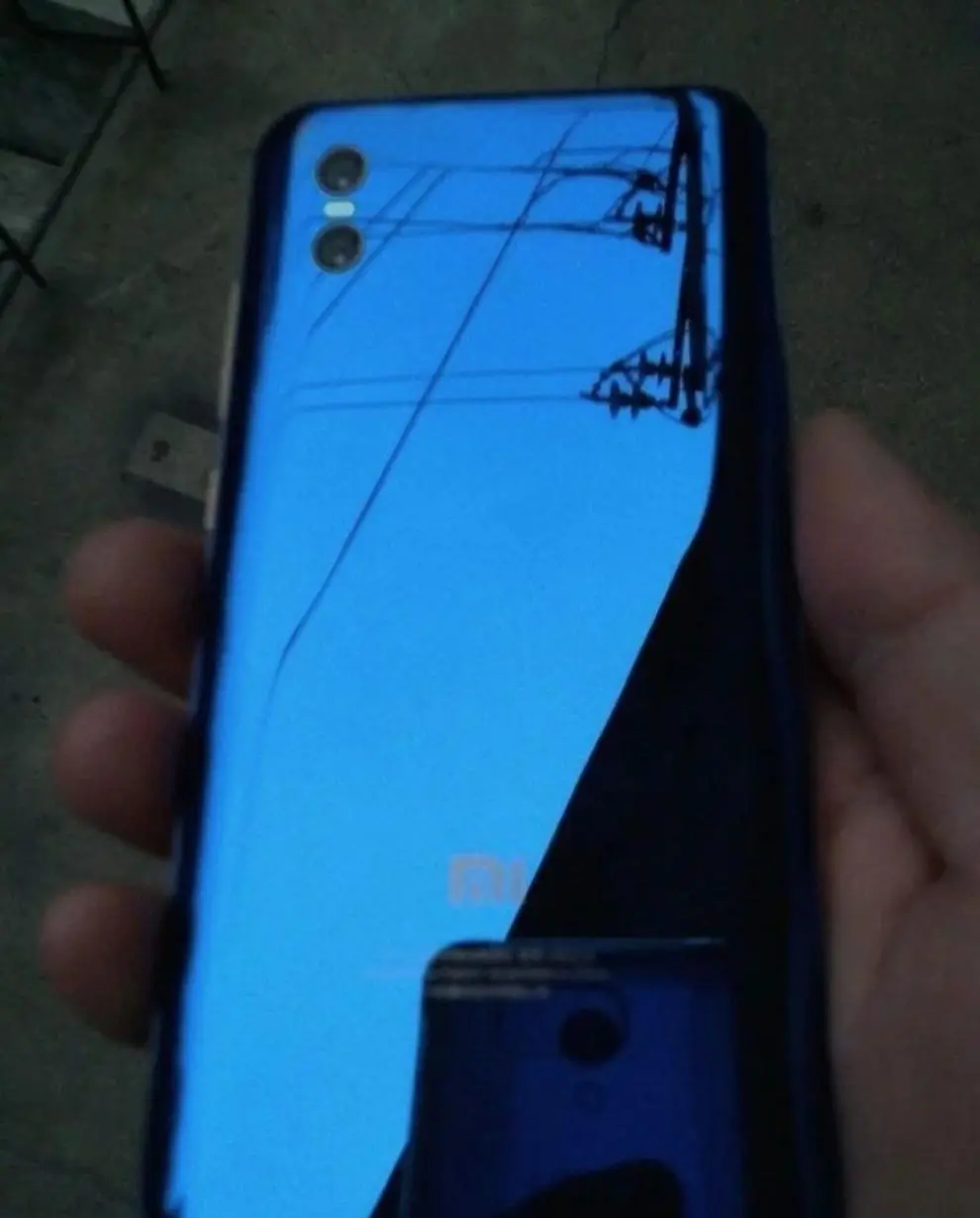 Xiaomi Mi 7 уже можно увидеть на фото