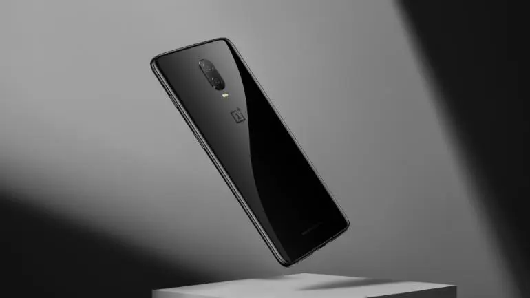 Oneplus 6T увидел свет — навороченный смартфон с каплевидным вырезом
