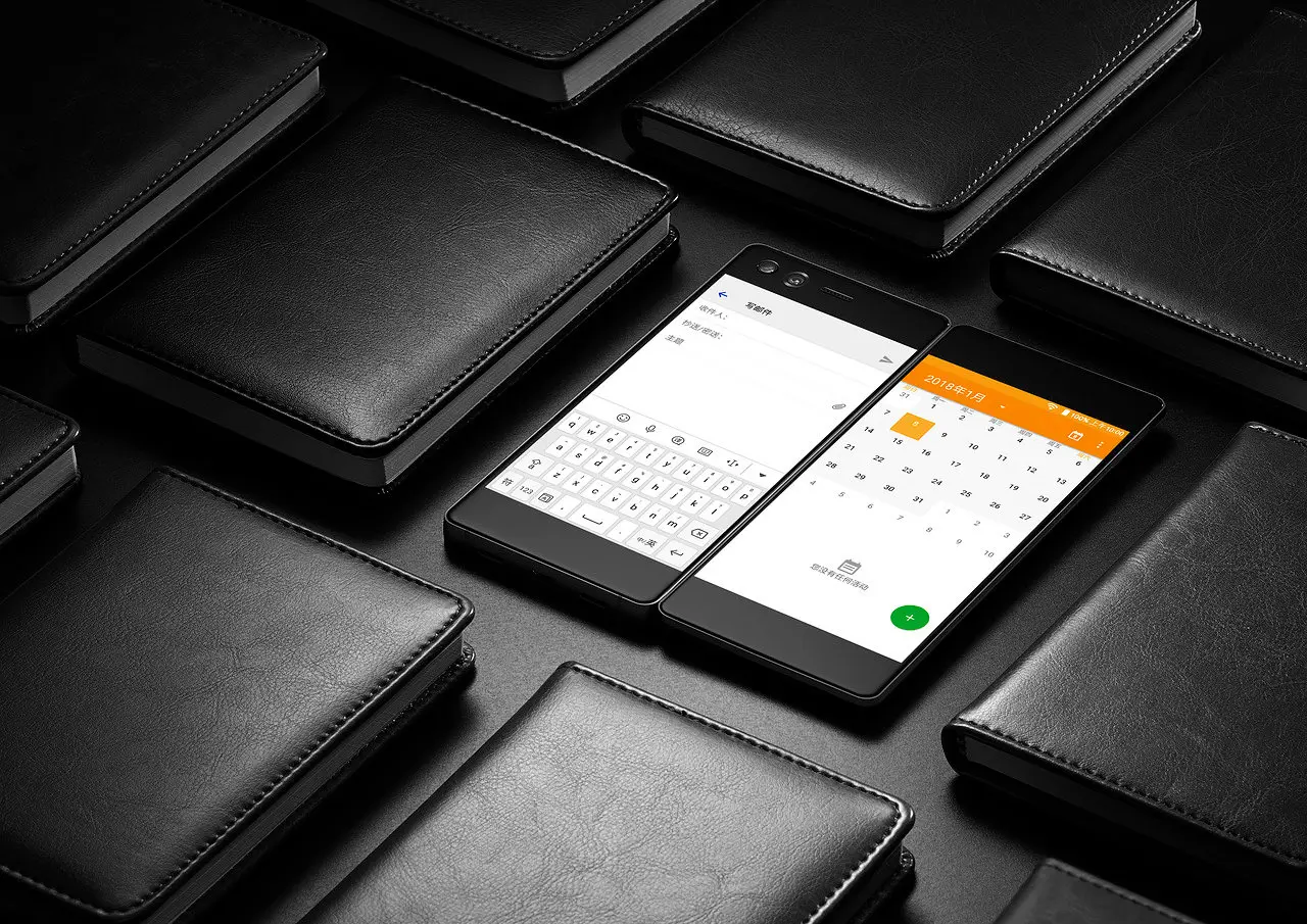 Складной смартфон ZTE Axon M уже в России