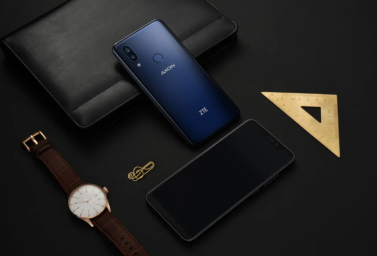 ZTE Axon 9 Pro врывается на рынок флагманов