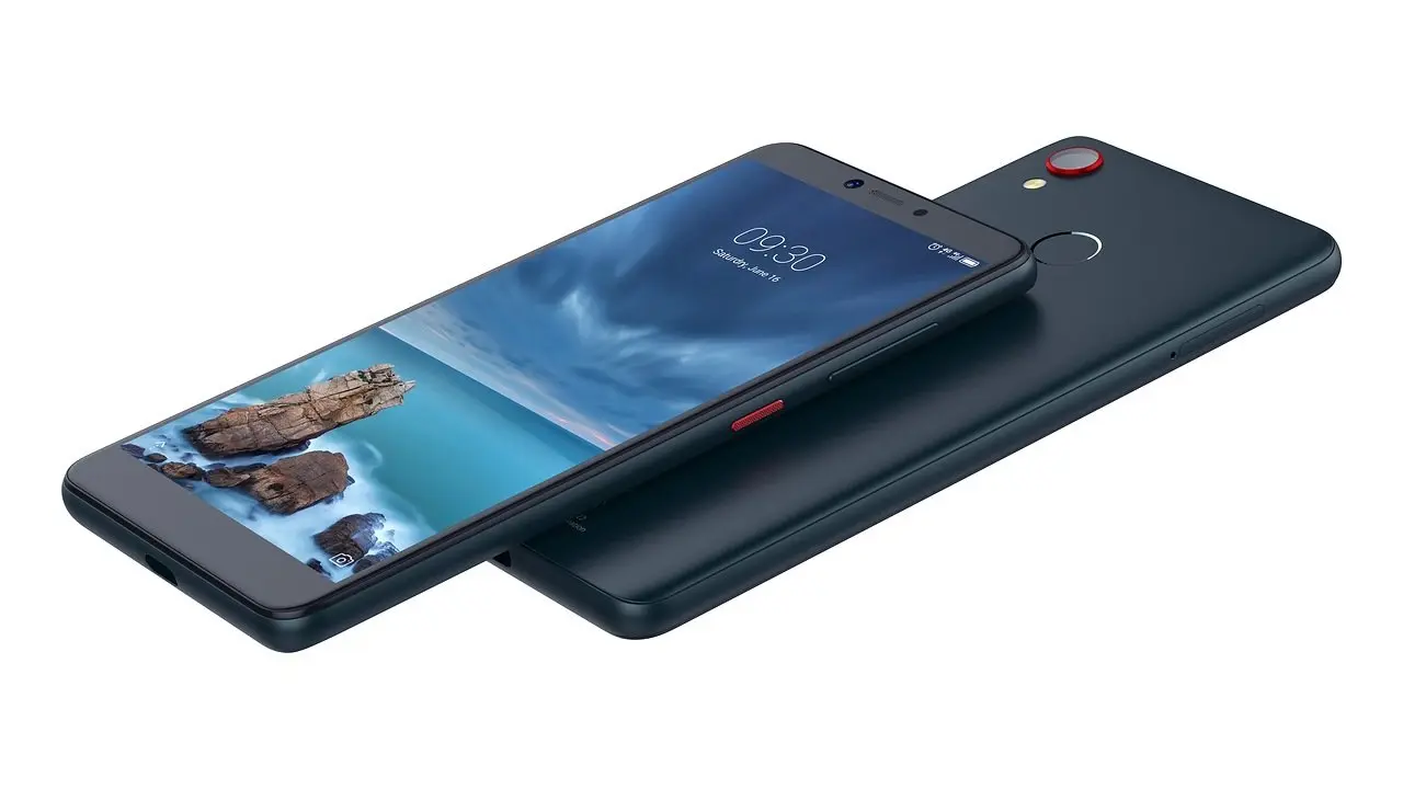 ZTE обещает практичный и функциональный аппарат Blade A7 Vita за 8990 рублей
