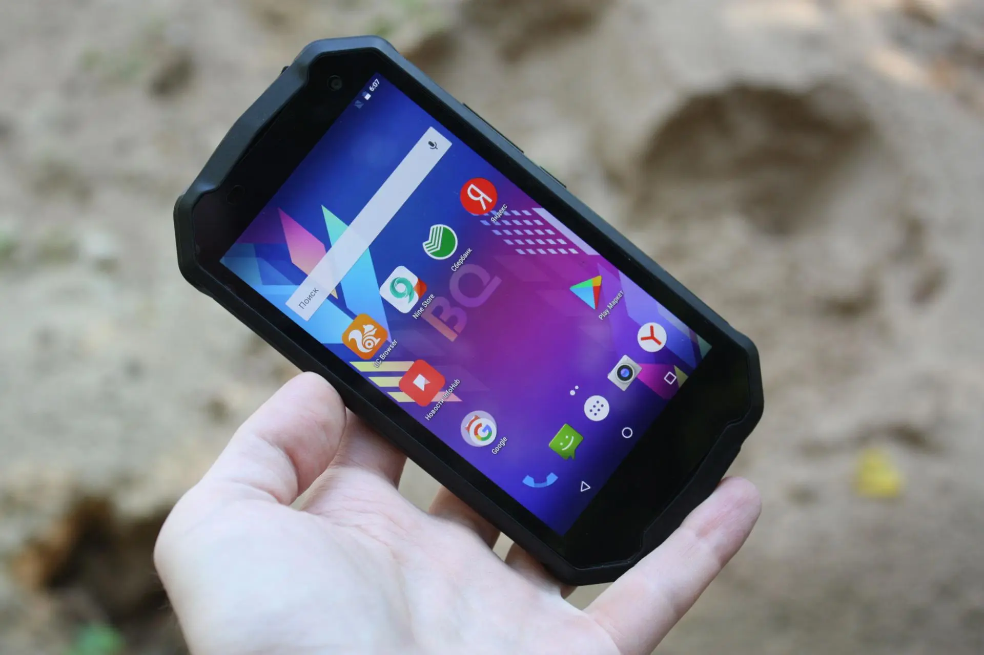 Обзор защищённого смартфона BQ Shark PRO (BQ-5003L)