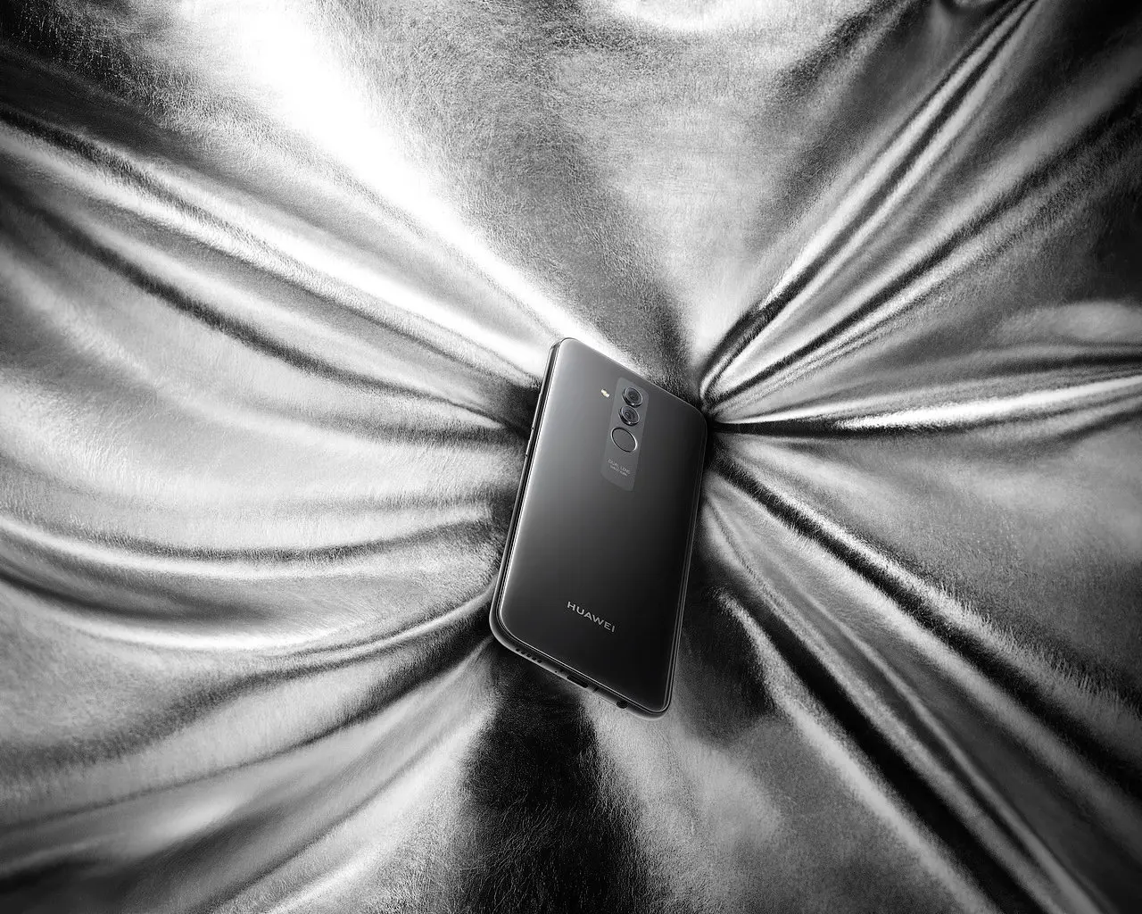 Раскрыта цена на Huawei Mate 20 Lite в России
