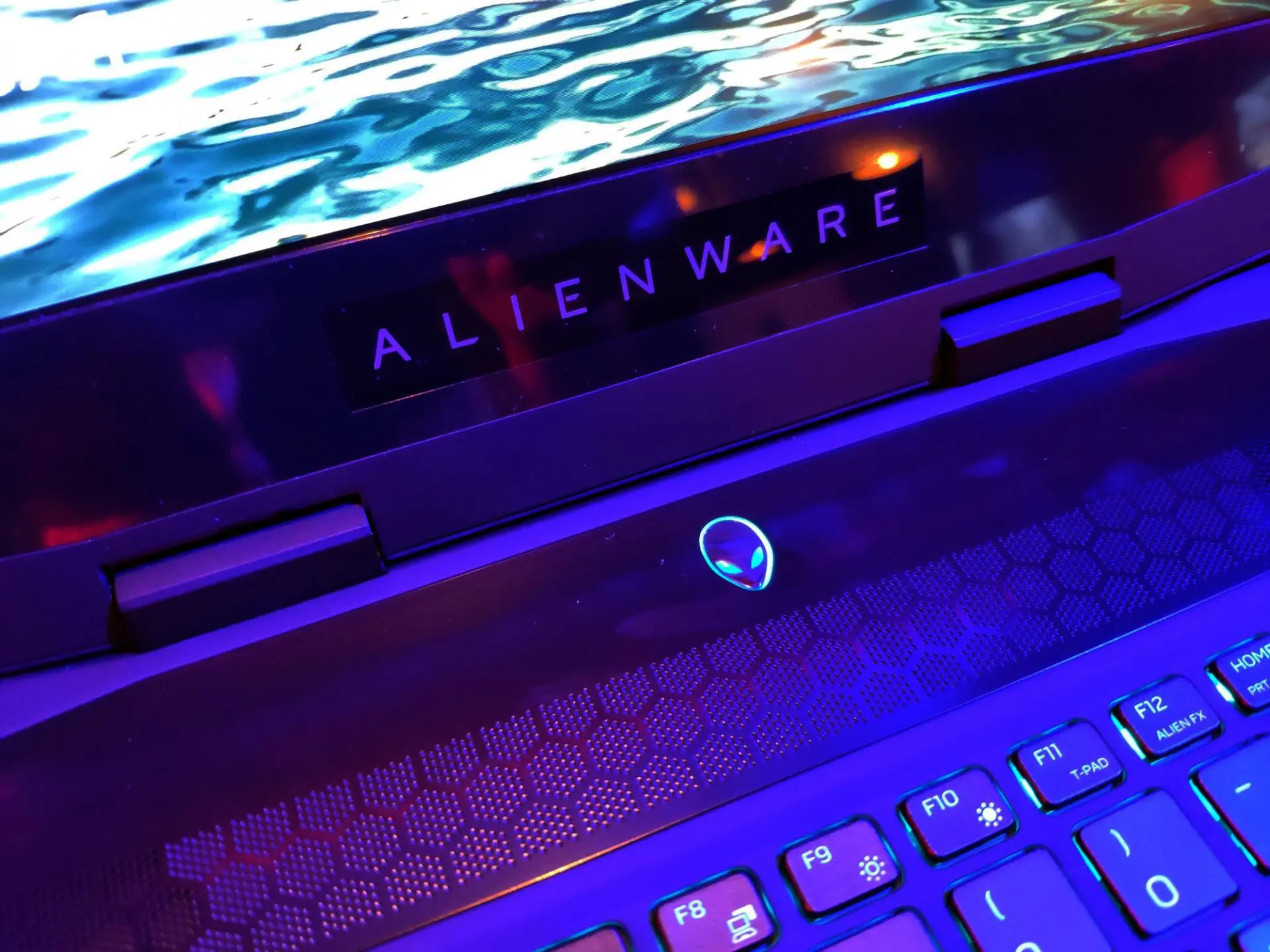 Dell запускает в продажу обновлённые Alienware и G Series