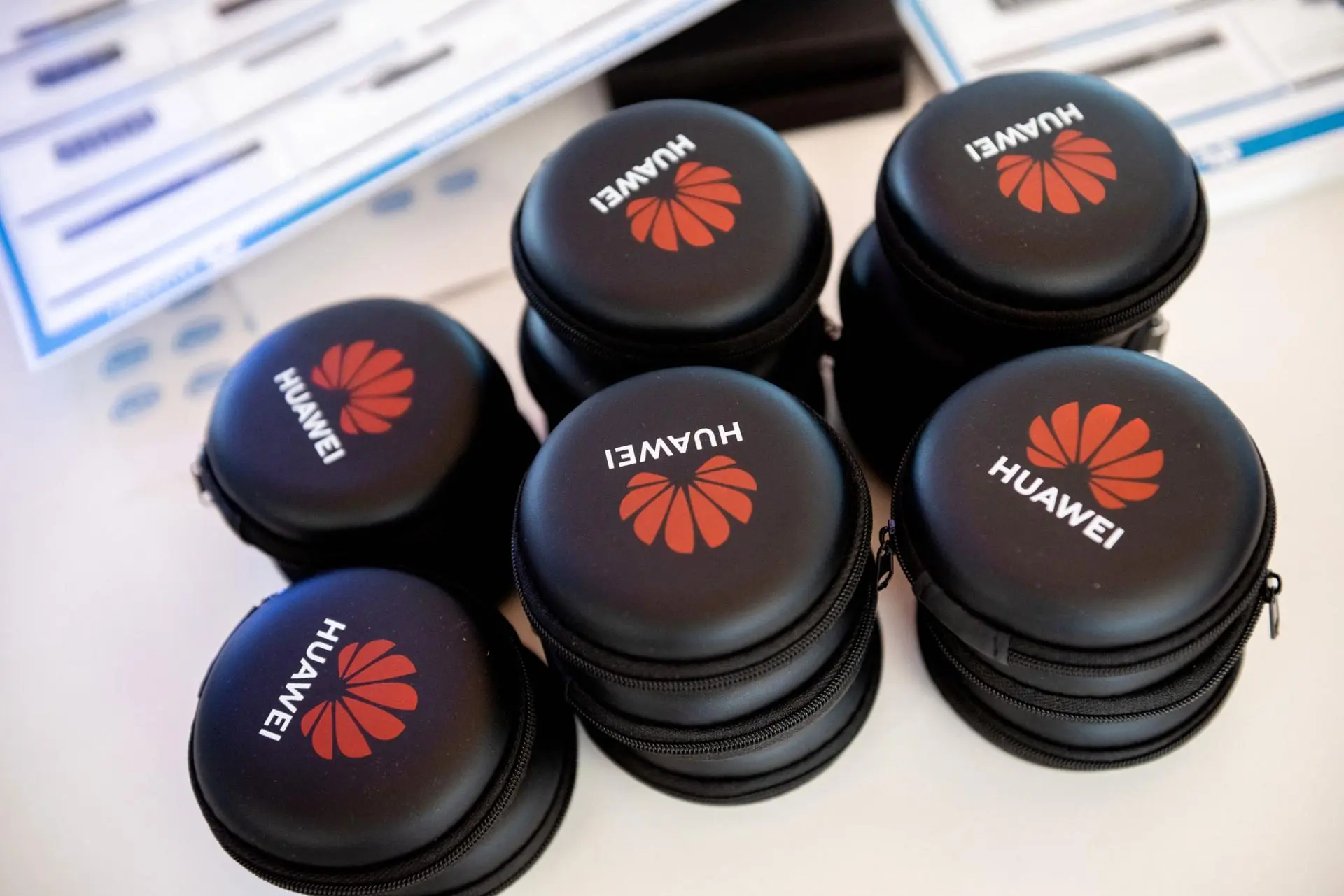 Huawei прокачает почти 50 устройств до EMUI 9.1. У нас полный список