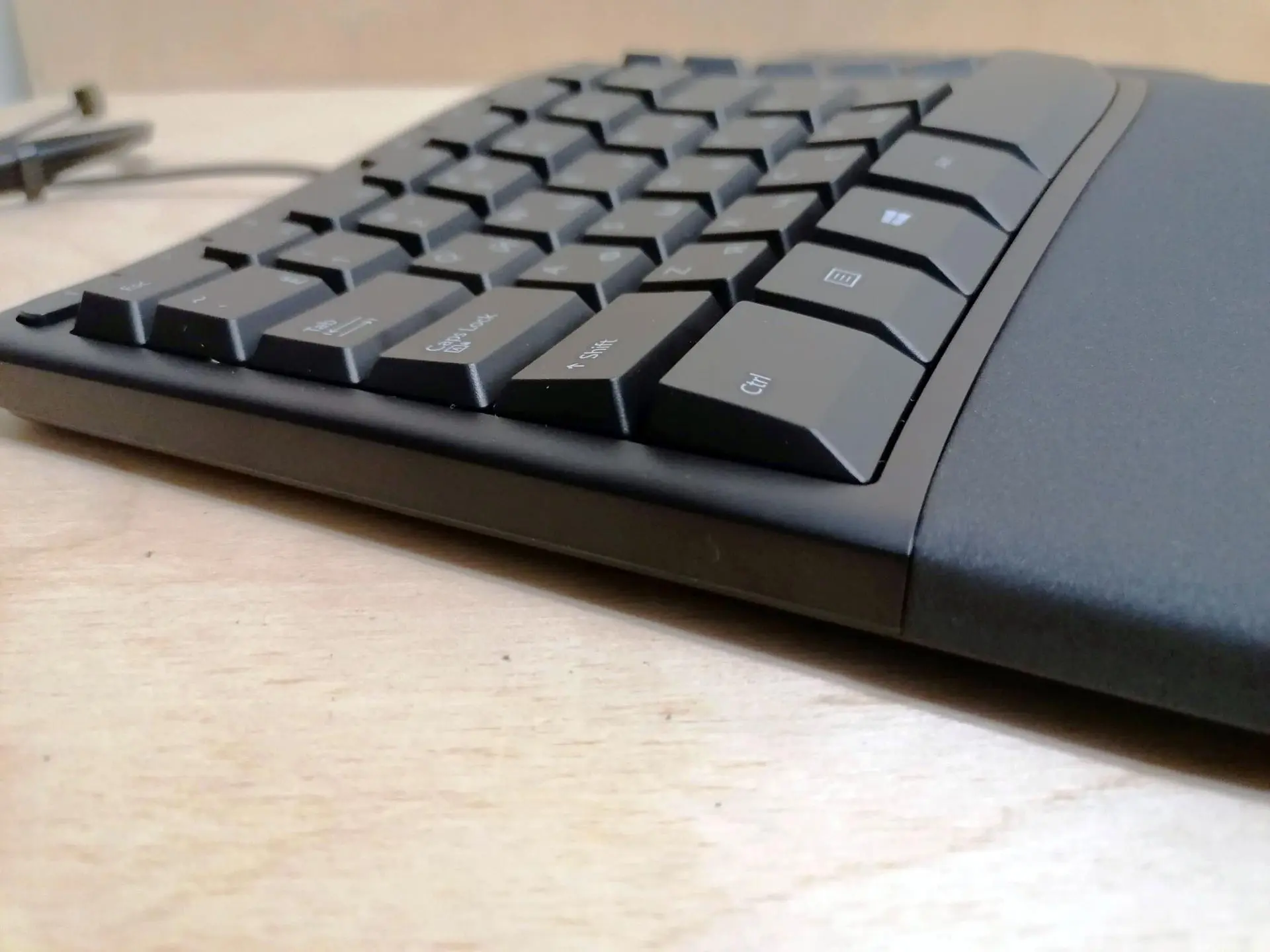 Обзор эргономичной клавиатуры Microsoft Kili Keyboard LXN-00011