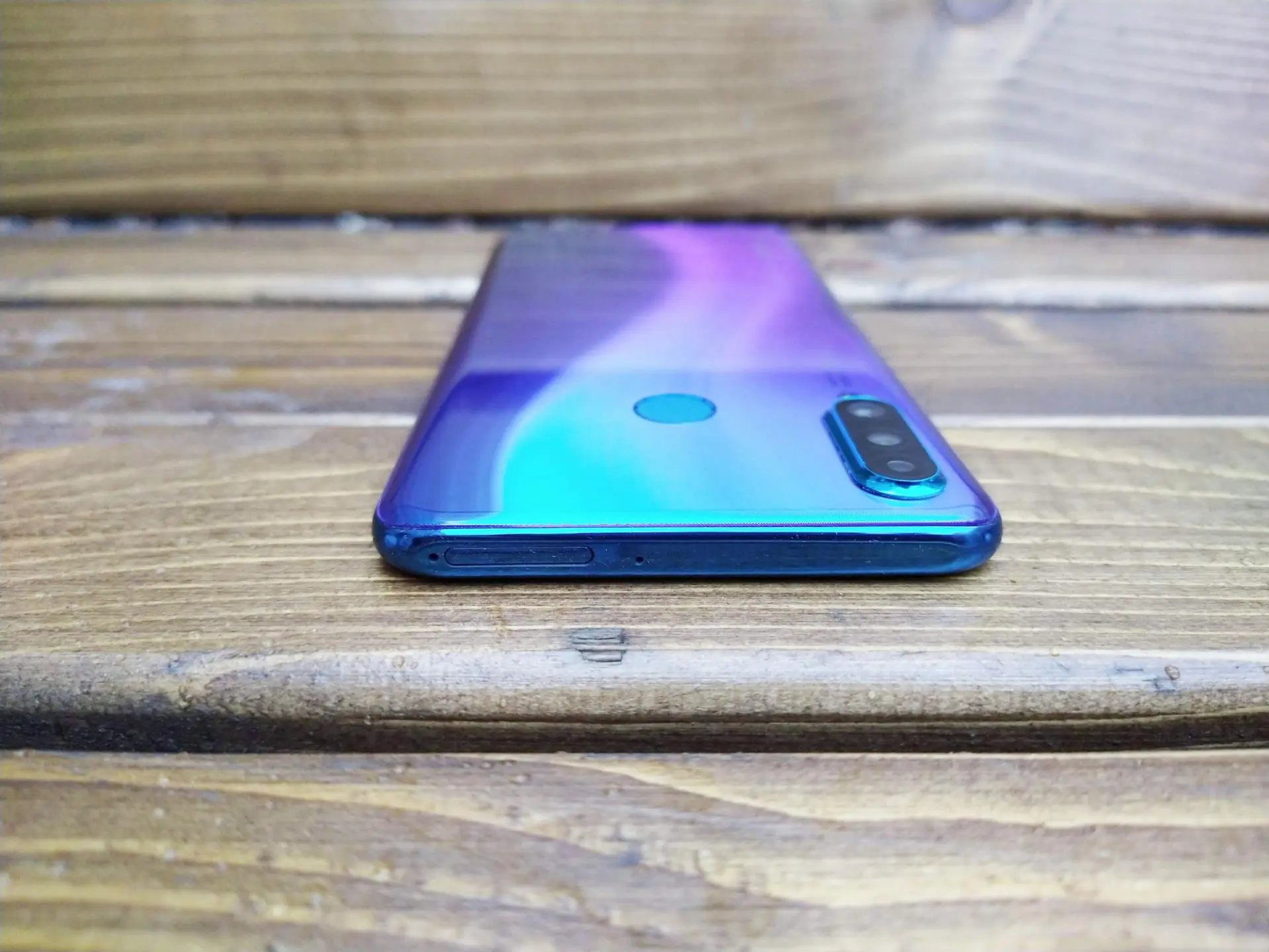 Обзор смартфона Honor 20s