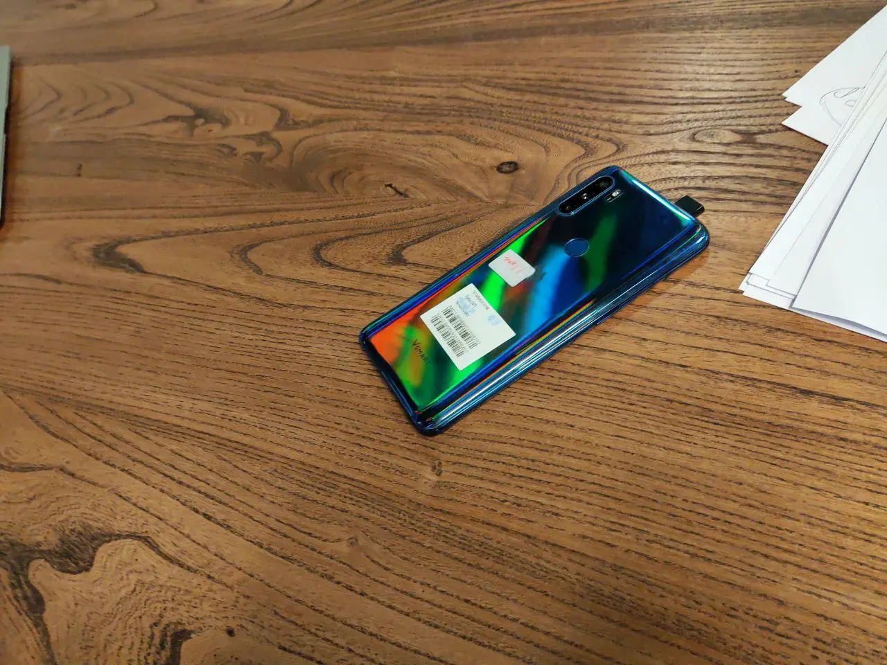 VinSmart заготовила минимум 5 моделей смартфонов на старт 2020 года. Будут с NFC