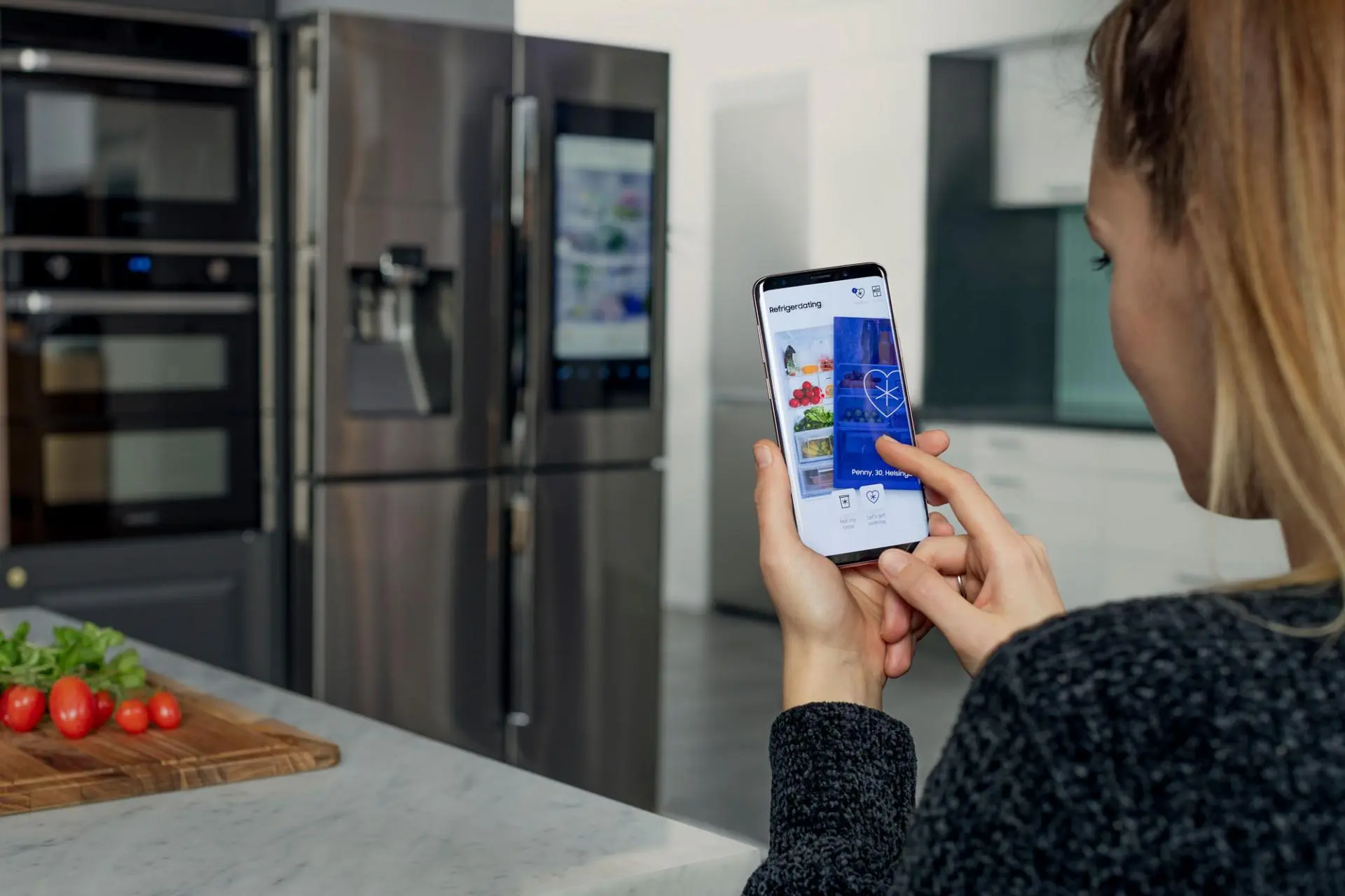 Samsung запустила приложение знакомств Refrigerdating по содержимому холодильника