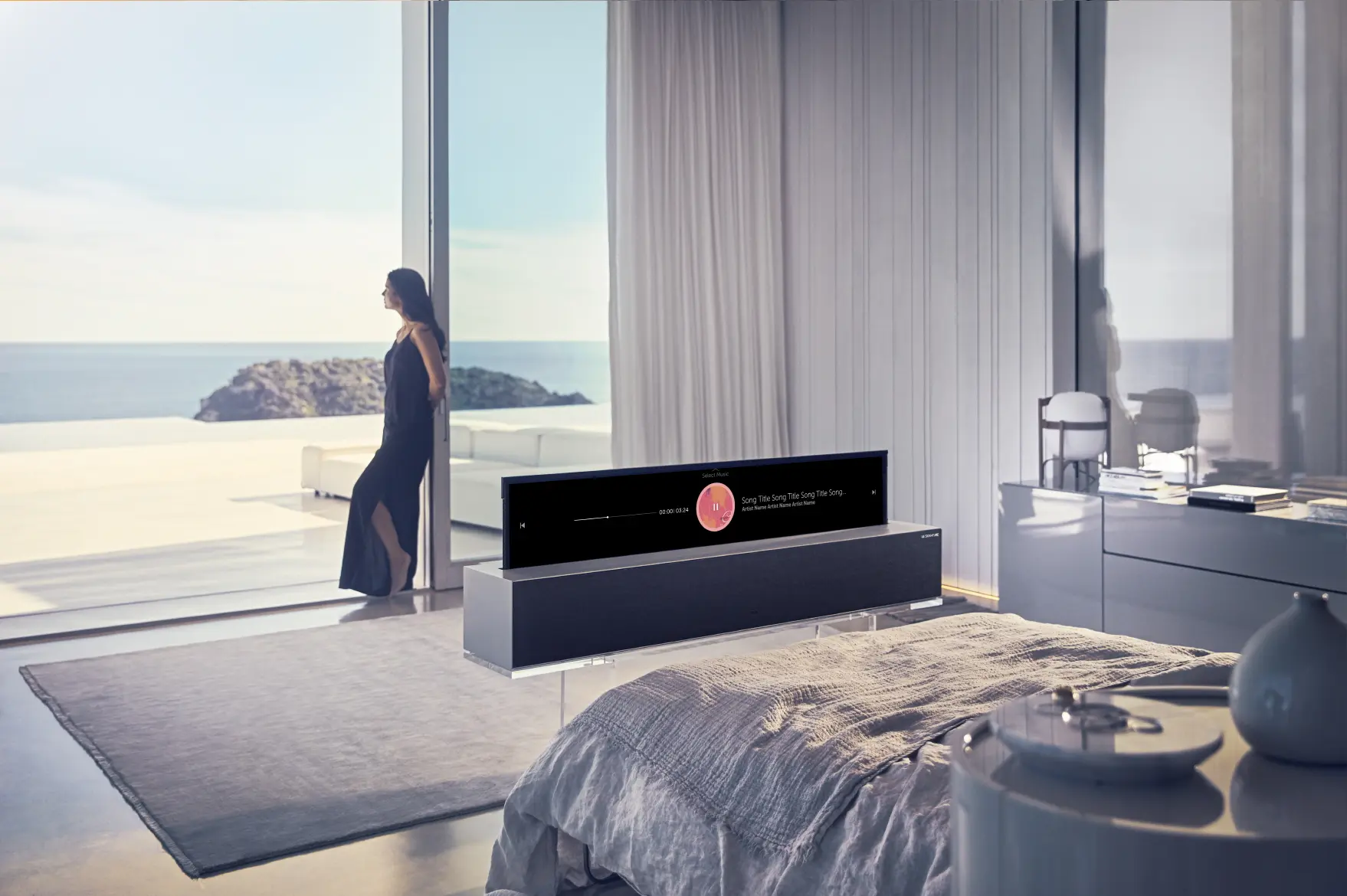 LG научилась сворачивать телевизор в трубочку — новая модель