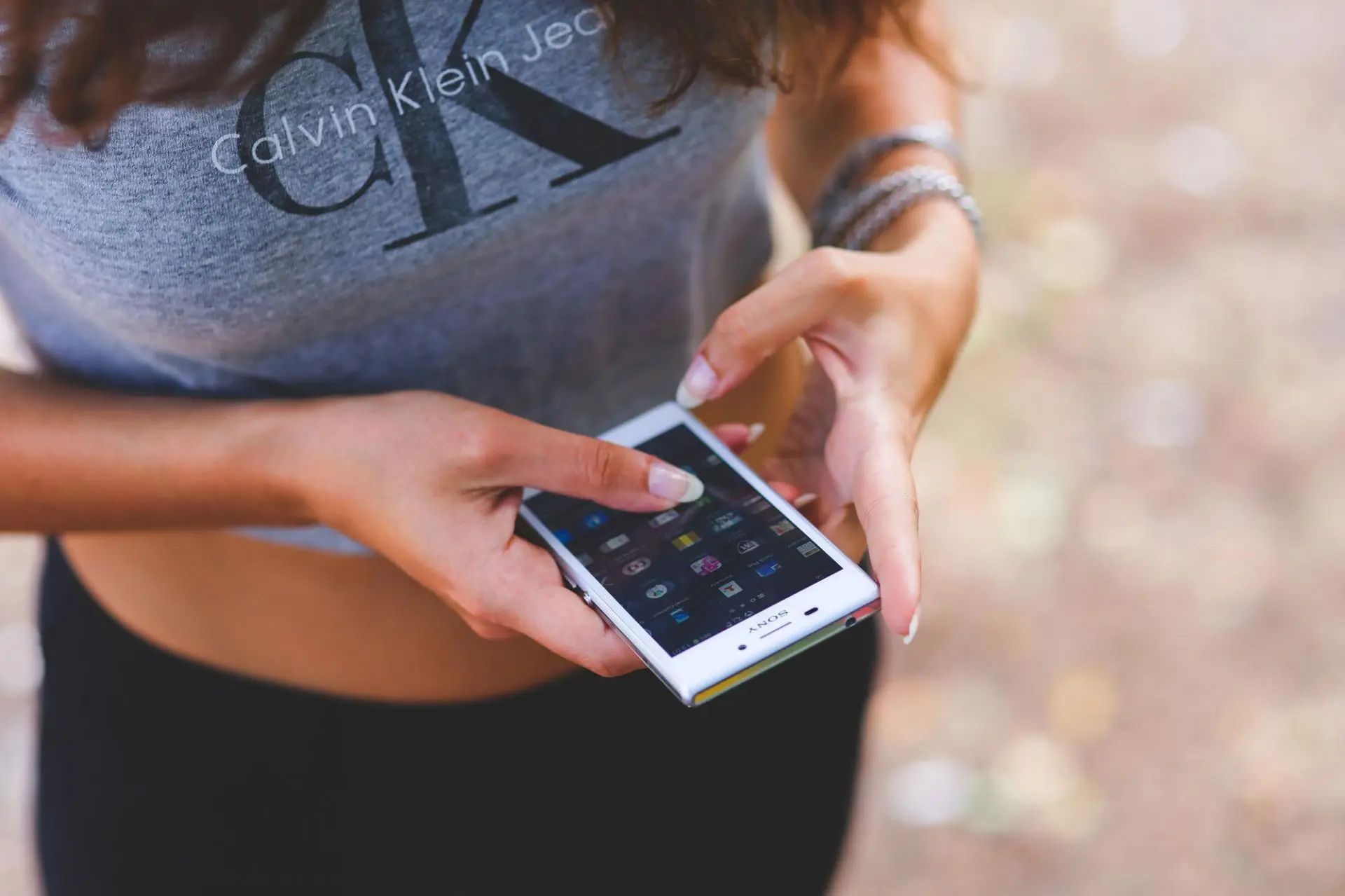 10 популярных смартфонов 22 недели года